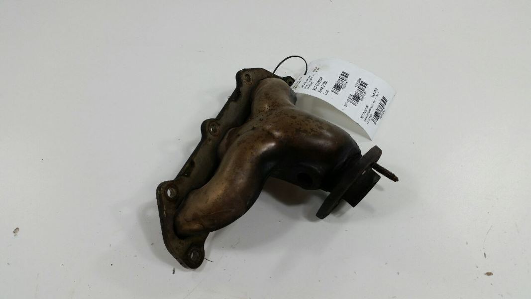 Passenger Right Exhaust Manifold 2.6L Fits 03-04 CTS