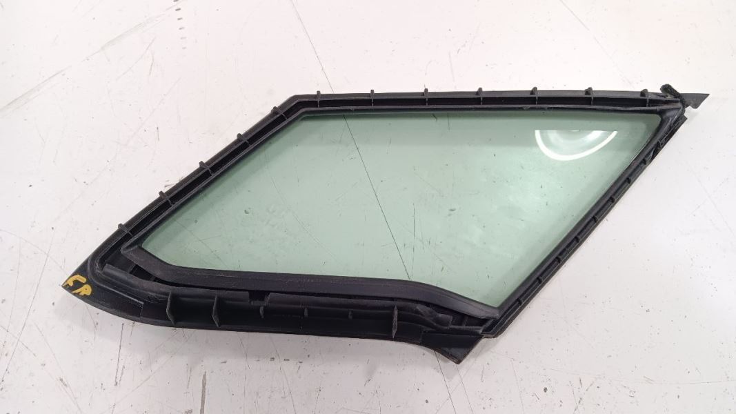 Right Front Windshield Glass Window Fits 10-14 INSIGHT