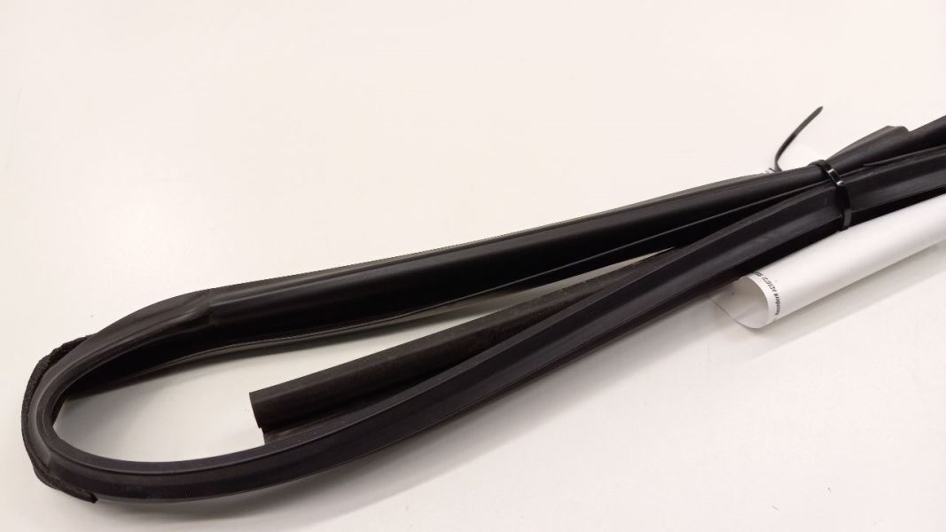 TSX Door Glass Window Seal Rubber Gasket Left Driver Rear Back 2004 2005 2006