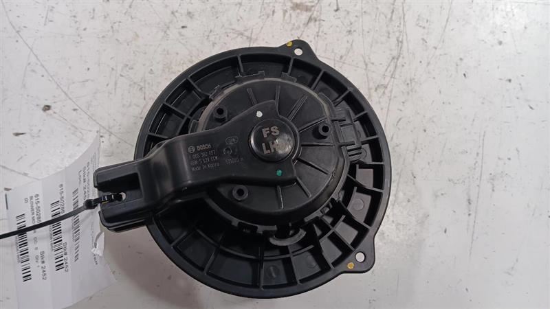 Blower Motor Fits 12-17 VELOSTER