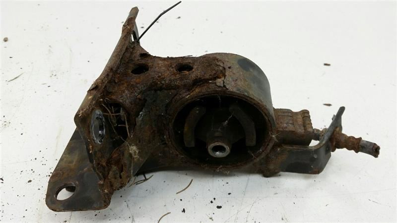 2003 Nissan Maxima Engine Motor Mount Left Driver OEM 2000 2001 2002