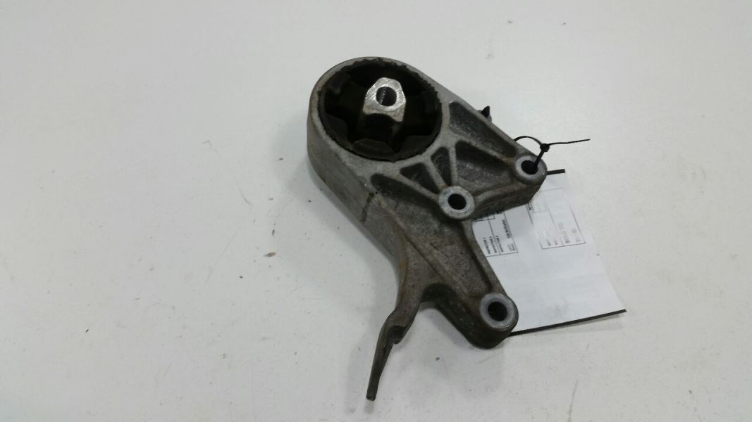 Engine Motor Mount 2012 CHEVY MALIBU 2008 2009 2010 2011