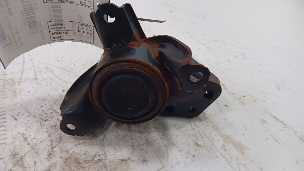 Hyundai Veloster Engine Motor Mount Right Passenger  2012 2013 2014 2015