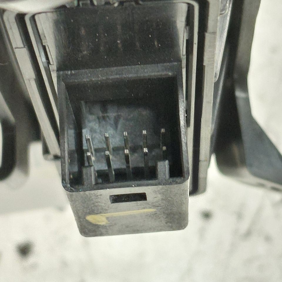 Cadillac CT6 Driver Left Seat Memory Switch  2018 2017 2016