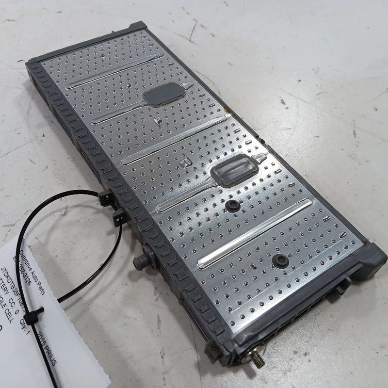 G951052031 Hybrid Battery Single Cell VIN B3 7th and 8th Digit 12-17 Toyota Prius C