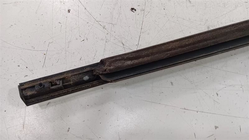 Hyundai Sonata Door Glass Window Weather Strip Trim Front Left Driver 