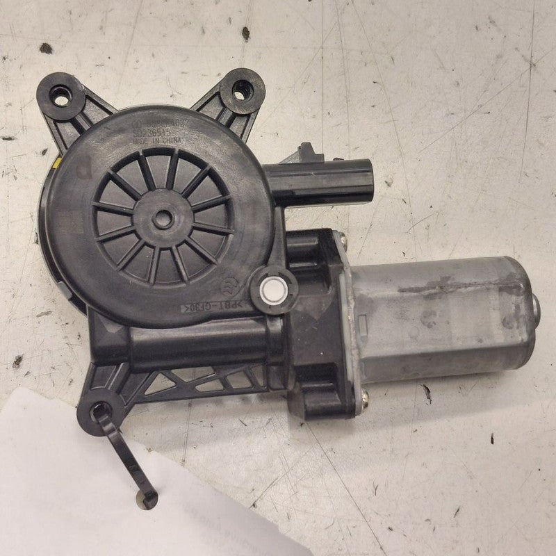 Left Power Rear Window Motor Fits 16-19 Chevy Volt