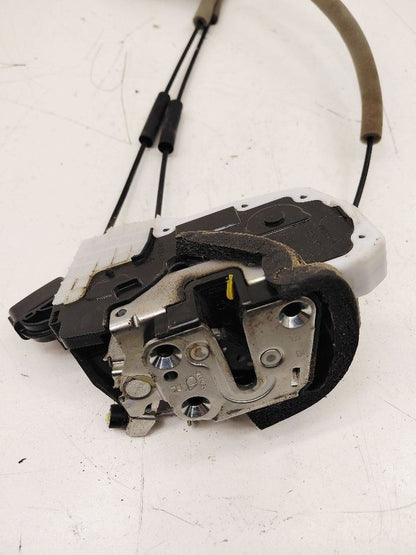 Nissan Maxima Door Latch Lock Right Passenger Front  2018 2017 2016 OE
