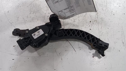 Hyundai Veloster Gas Pedal  2012 2013 2014 2015 