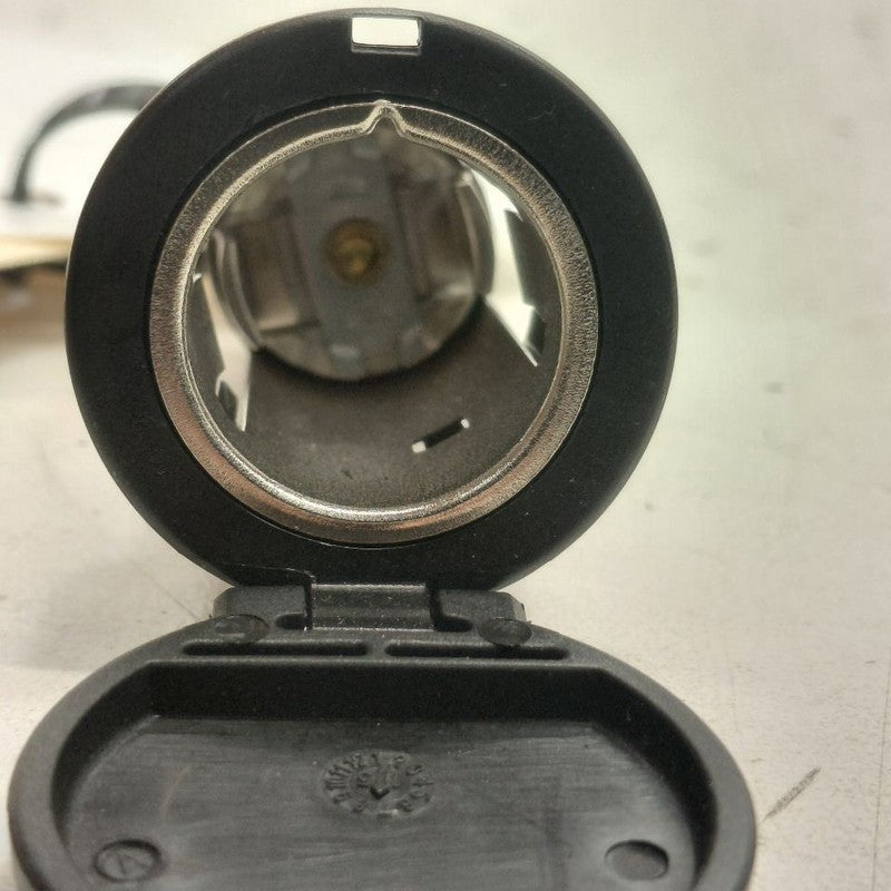 Fiat 500 X Model   12V Power Port Socket  2016 2017