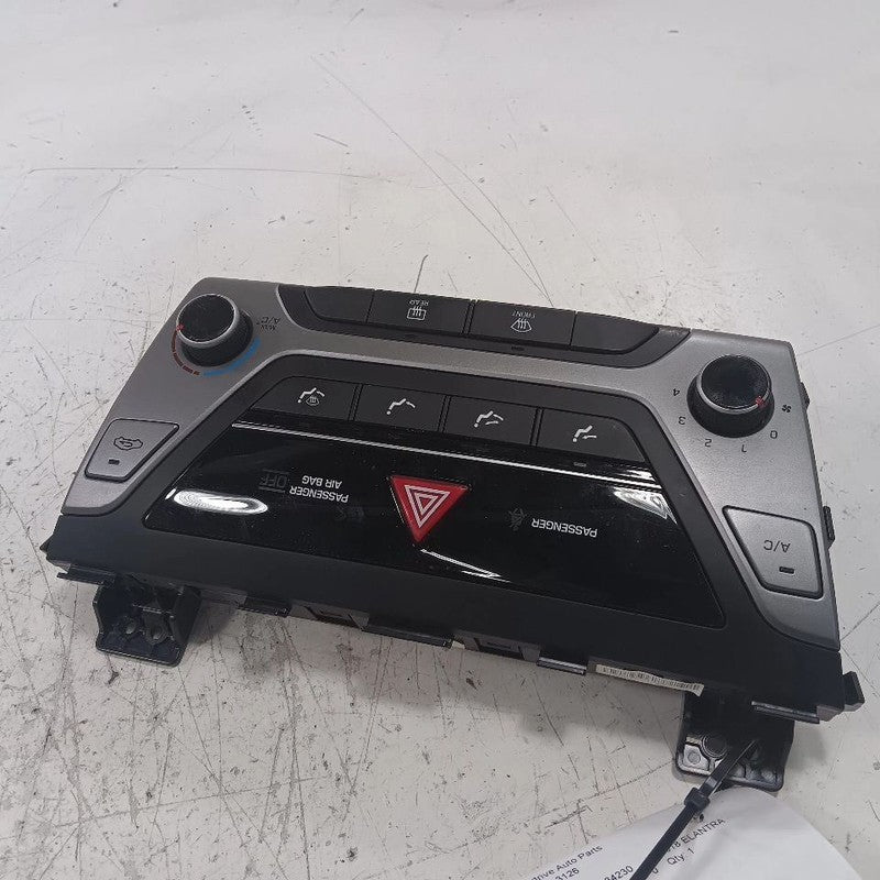 Temperature Control Heat Heater AC Switch Sedan  Fits 17-18 Hyundai El