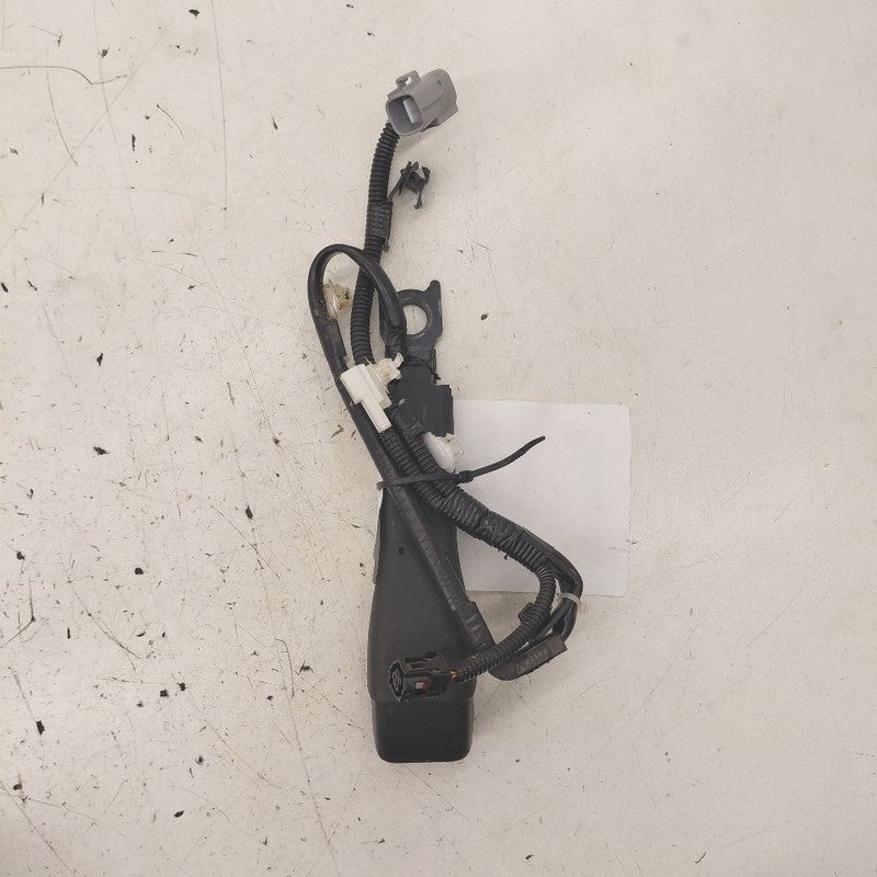 Driver Left Front Seat Belt Buckle Latch Fits 14-20 Lexus IS350