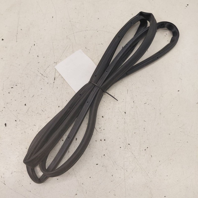 Jeep Cherokee On Door Seal Rubber Right Passenger Front  2019 2020 202