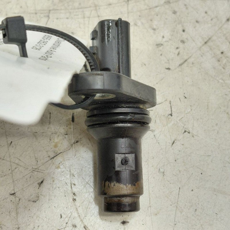 Nissan Versa Note Crankshaft Position Sensor  1.6 2019 2018 2017