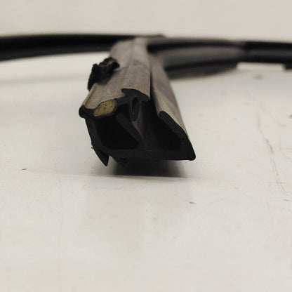 Ford Escape Door Glass Window Seal Rubber Right Passenger Rear Back  2