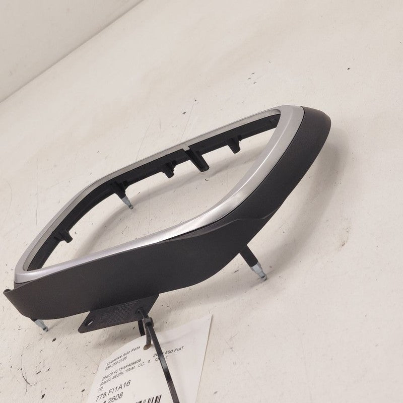 Fiat 500 X Model   Radio Bezel Trim Dash Surround  2016 2017