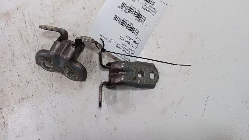 Buick Encore Door Hinge Set Left Front Driver  2013 2014 2015 2016
