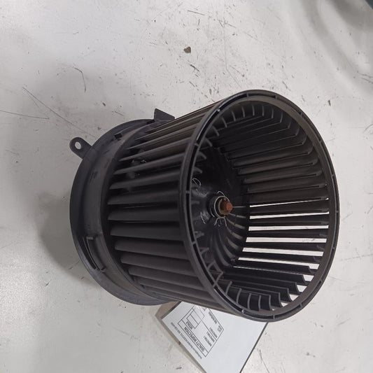 Blower Motor Front Fits 13-23 Nissan LEAF