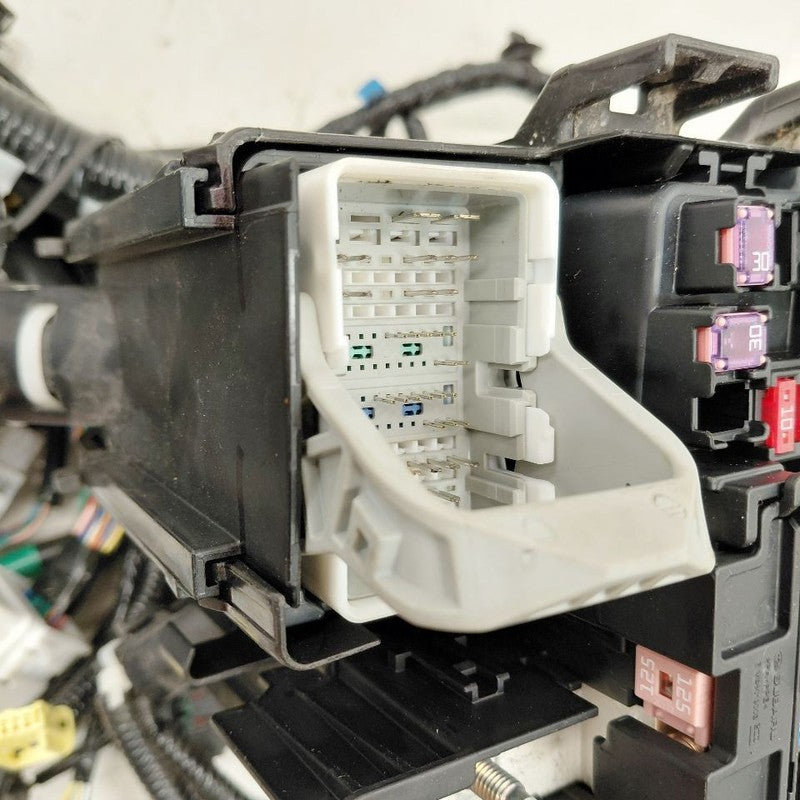 Engine Fuse Box With Harness Fits 23 XV Subaru Crosstrek
