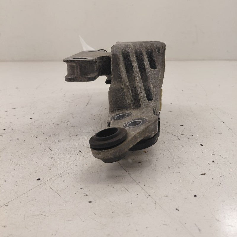 Chevy Volt Engine Motor Mount Right Passenger  2016 2017 2018 2019