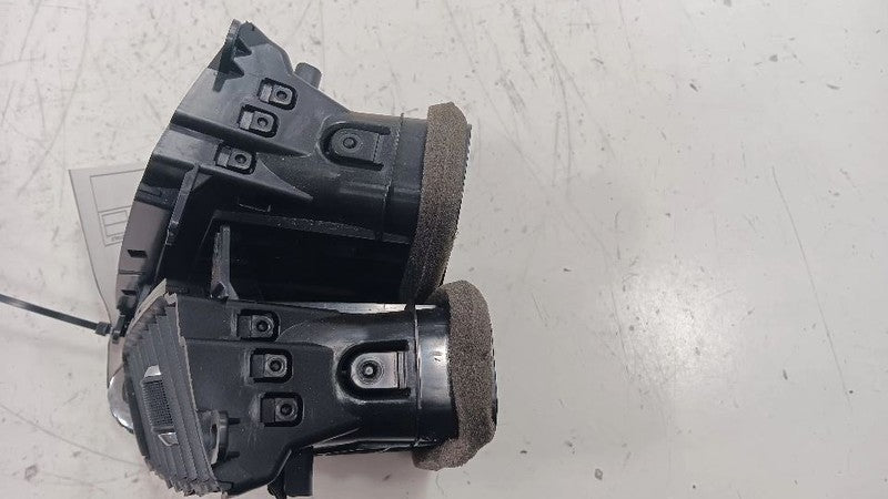 Chrysler 200 Dash Air Vent Center Middle  2015 2016 2017 OEM