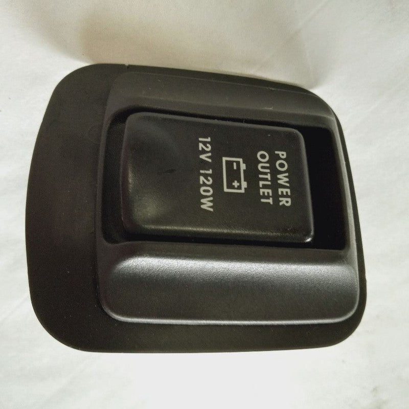 Mitsubishi Outlander   12V Power Port Socket {7230A984ZZ} 2018 2017 20
