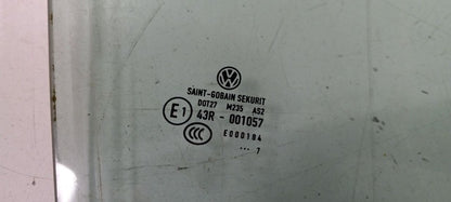 1K4845201B Passenger Right Front Door Glass Window 4 Door Fits 06-09 RABBIT 