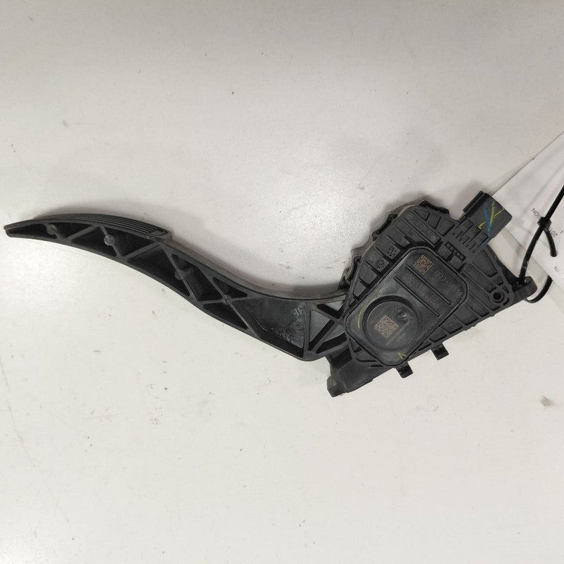 Ford Fusion Gas Pedal  2016 2015 2014 2013 OEM