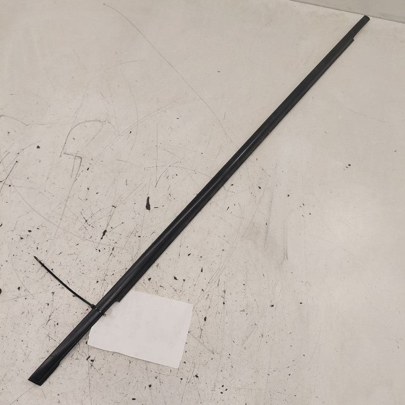 Nissan Versa Note Door Glass Window Weather Strip Front Right Passenge