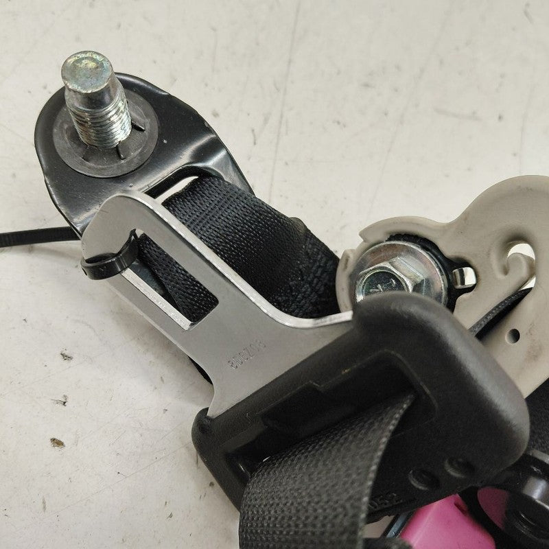 Nissan Rogue Seat Belt Strap Retractor Right Passenger Rear Back  2017