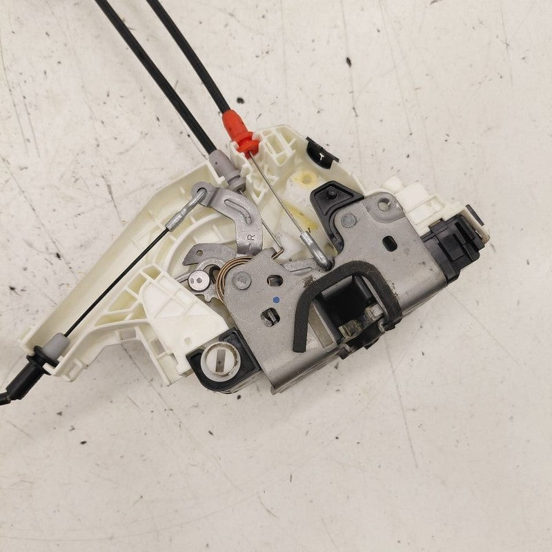 Fiat 500 X Model   Door Latch Lock Right Passenger Rear  2016 2017