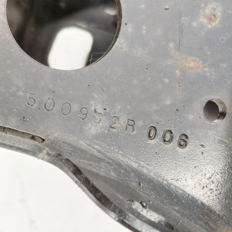 Passenger Right Rear Knuckle Trailing Hub FWD Fits 20-25 Ford Escape