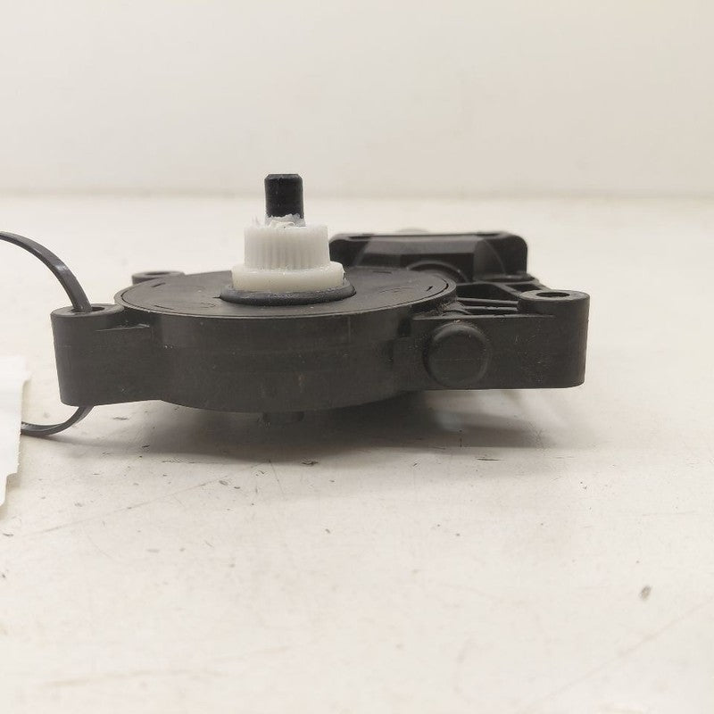 Passenger Right Rear Power Window Motor Fits 24-25 Chevy Trax