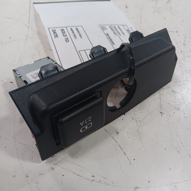 Toyota Corolla USB Plug In Hub Port  2019 2020 2021 OEM