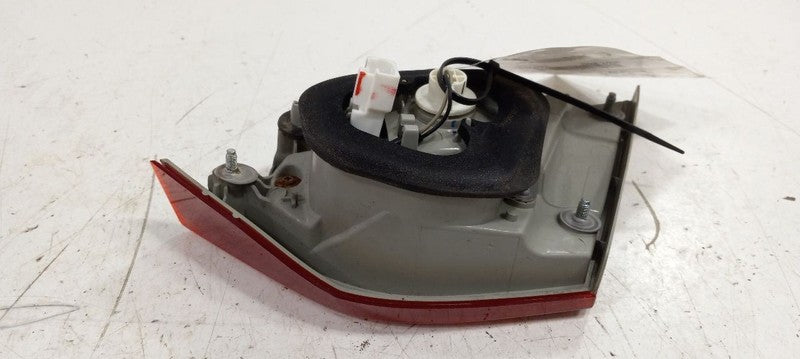 Driver Left Tail Light Brake Lamp  VIN B 8th Digit Lid Mounted Fits 11