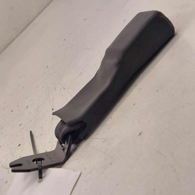 Chevy Volt Seat Belt Buckle Latch Right Passenger Rear Back  2016 2017