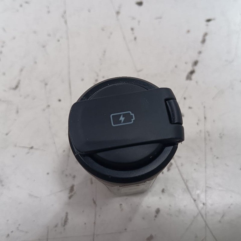 Kia Optima USB Charger Plug In Hub Port  2020 2019 2018 2017 OEM
