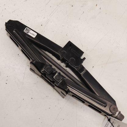 Chevy Trailblazer Spare Tire Changing Jack  2023 2022 2021