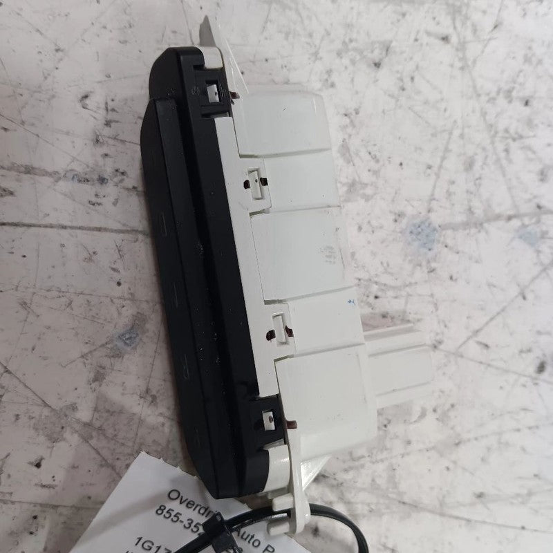 Chevy Malibu P R N D L PRNDL Indicator 2019 2020 2021 2022 2023 2024