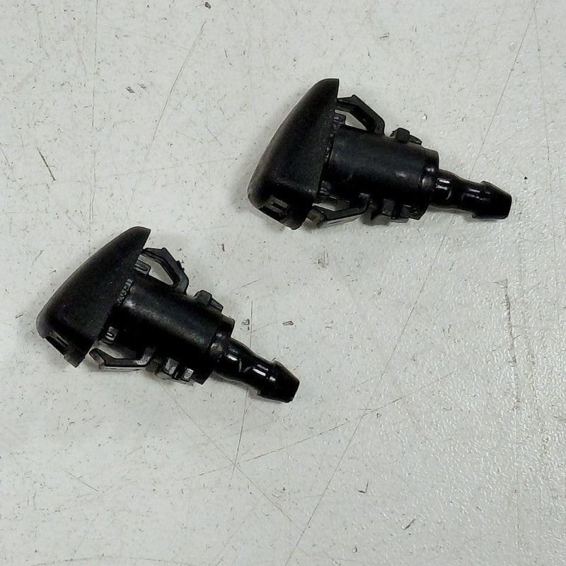 Hyundai Elantra Windshield Wiper Washer Fluid Hood Sprayer Nozzles  20
