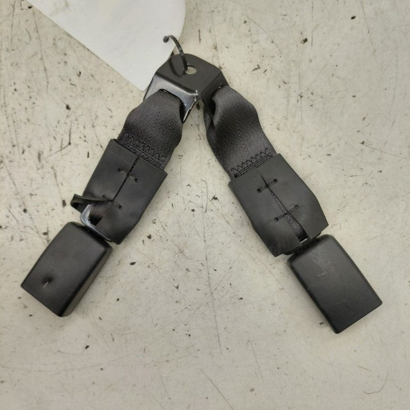 Chevy Trax Seat Belt Buckle Latch Right Passenger Rear Back  2022 2021