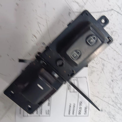 Kia Forte Power Window Switch Right Passenger Front  2015 2016 2017 2018