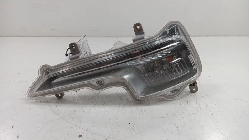 Passenger Corner/Park Light Park Lamp-turn Signal Fits 11-15 VOLT OEM