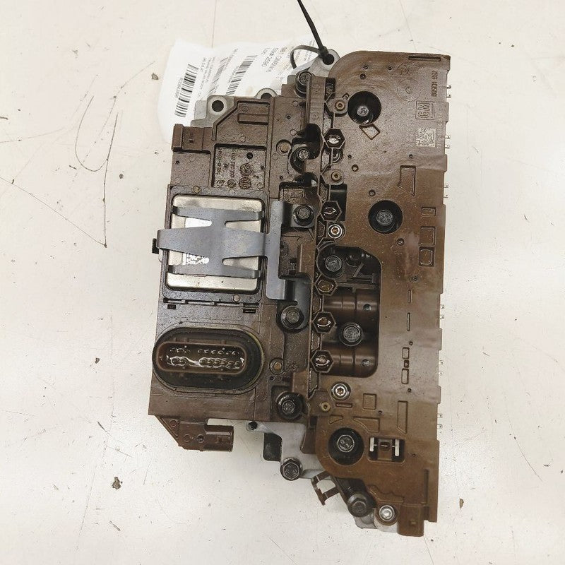 Cadillac XTS Automatic Transmission Valve Body      2016 2017 2018