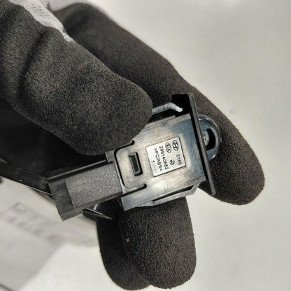 Kia Sorento Glove Box Light Switch {299140682} 2018 2017 2016