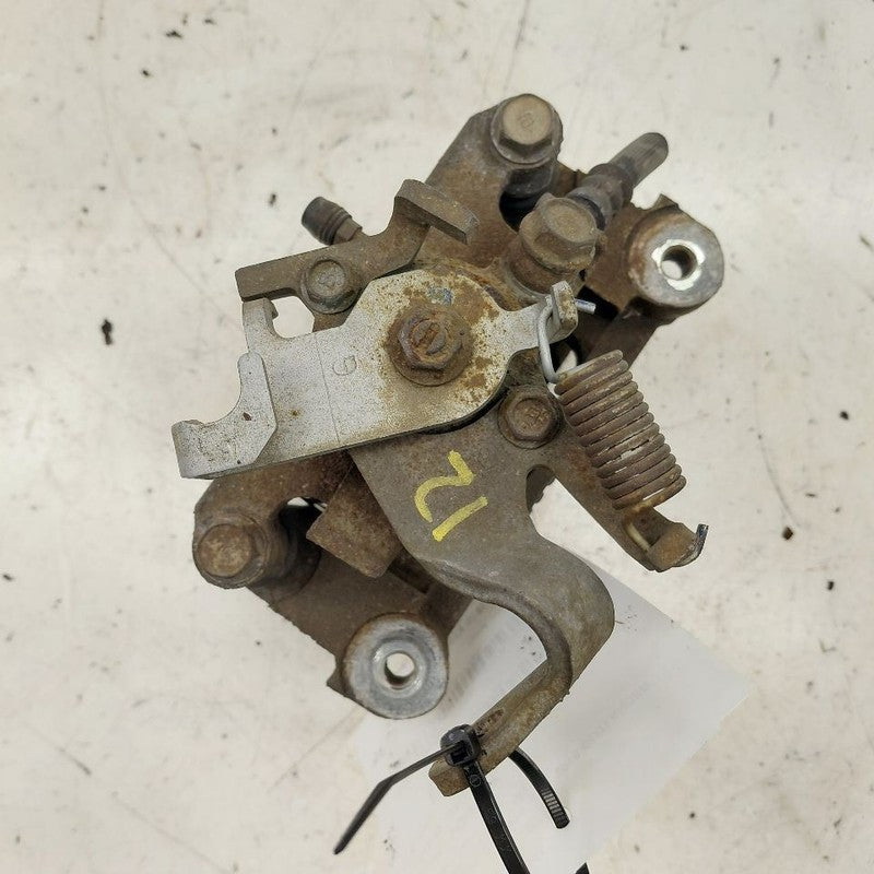 Left Rear Brake Caliper Manual Parking Brake Fits 14-18 Mitsubishi Out
