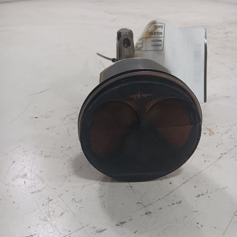 INFINITI QX50 Single Piston With Connecting Rod   2017 2016 2015 2014