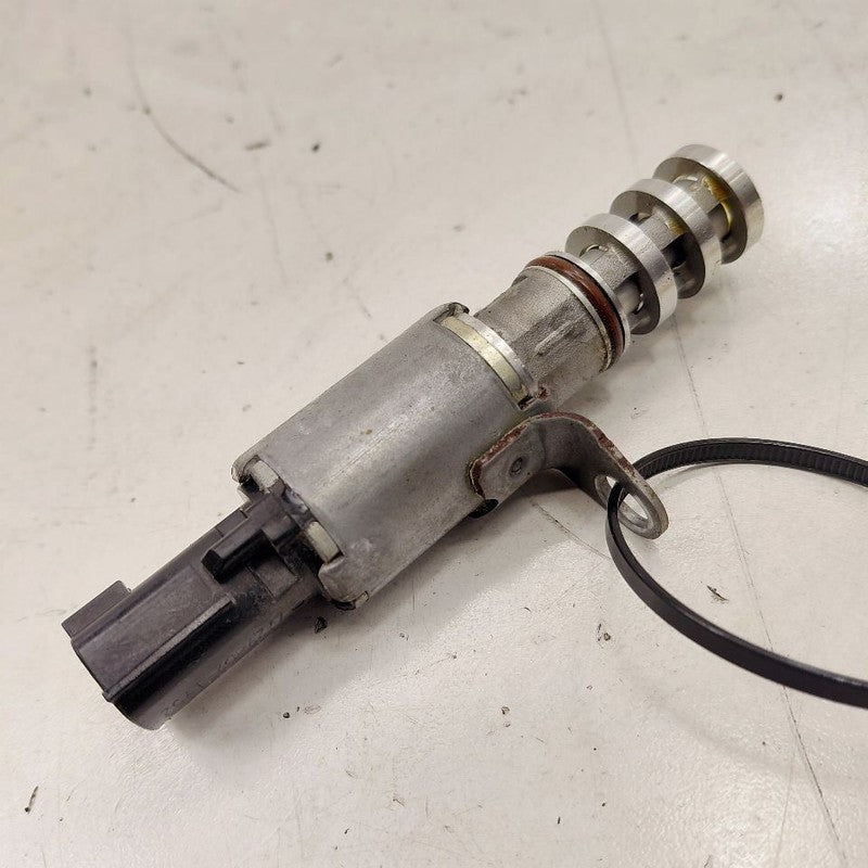 Nissan Maxima Variable Timing Gear Oil Control Valve Solenoid Cylinder