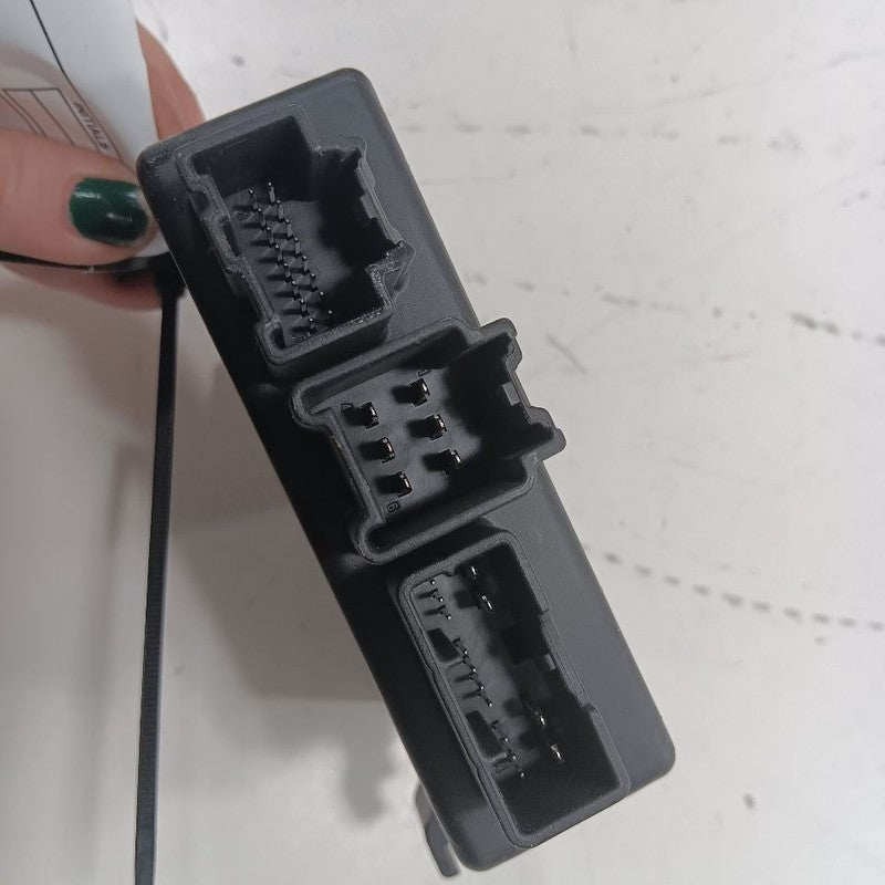 Power Gate Electronic Control Unit Module Fits 15-16 Subaru Legacy OEM
