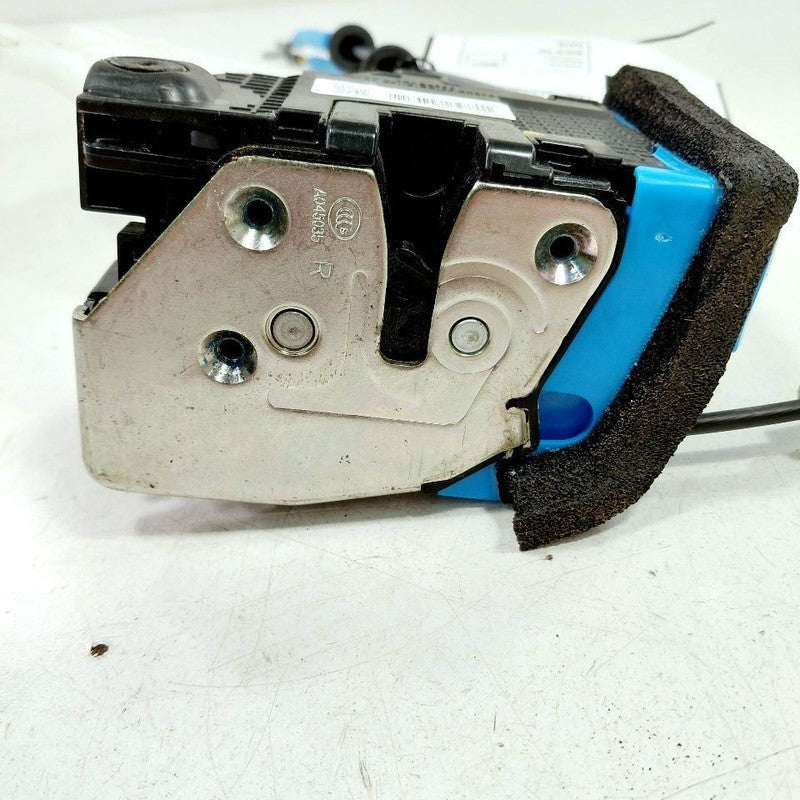 Hyundai Sonata Door Latch Lock Right Passenger Rear  2017 2016 2015 OE